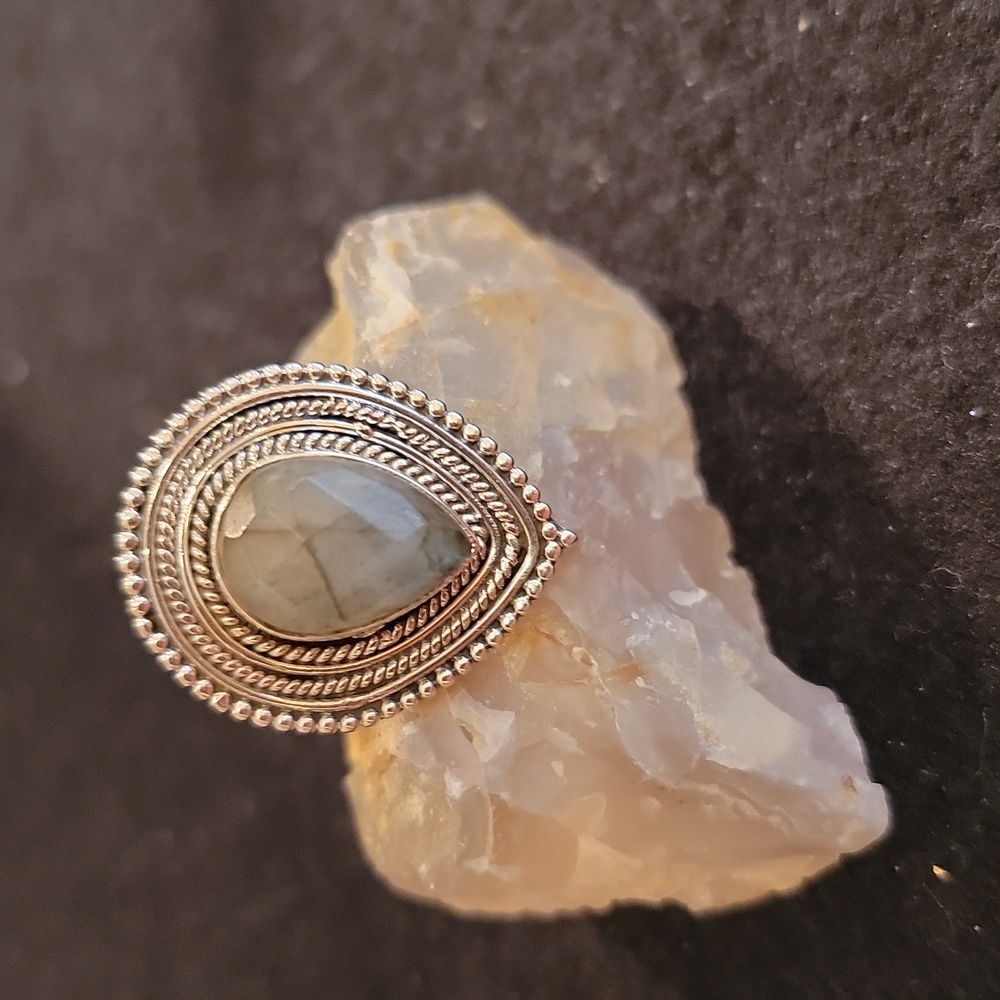 Labradorite and Sterling Silver Ring